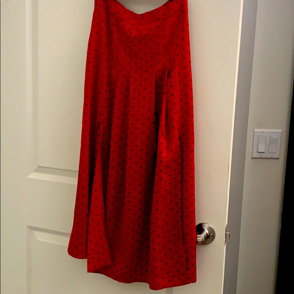 Polka dot midi skirt with slits!